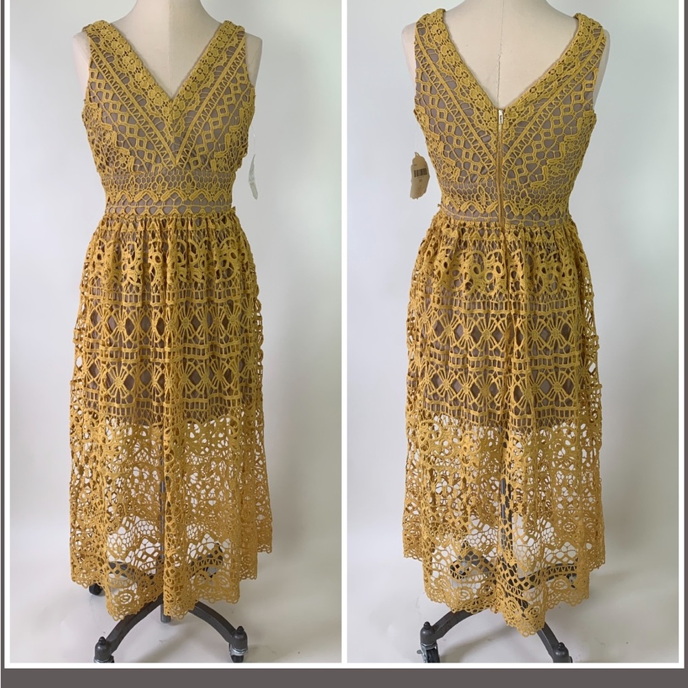 Small Altar'd State Camilla Crochet
Overlay Boho Dress
